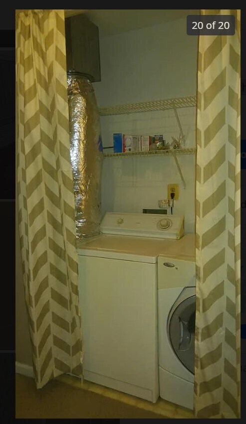 Laundry - 1413 Kemper Street
