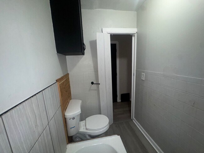 Building Photo - 12918 Ferris Ave