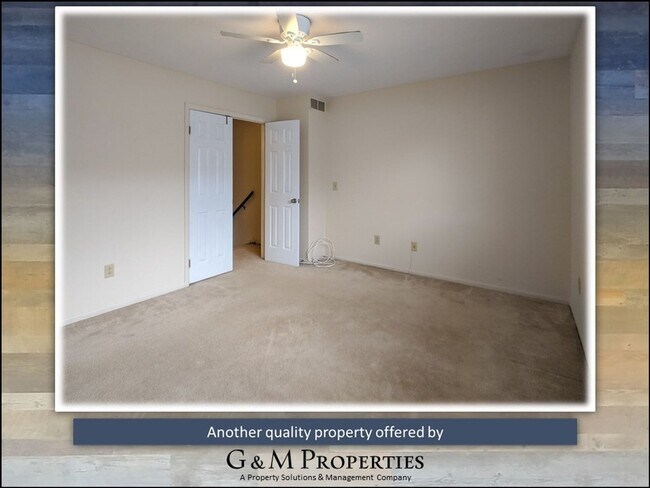 Building Photo - 2 Bedroom Townhome - Available off of Fren...