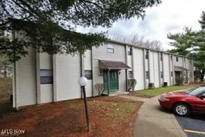 Primary Photo - 1056 Brandywine Blvd