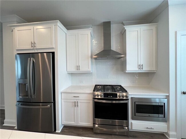 Building Photo - 5442 Howington Ct
