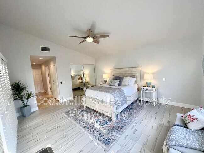 Building Photo - 48550 Valley View Dr