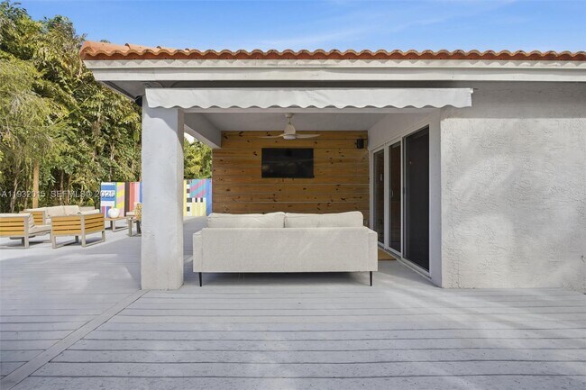 Building Photo - 10246 NW 57th Terrace