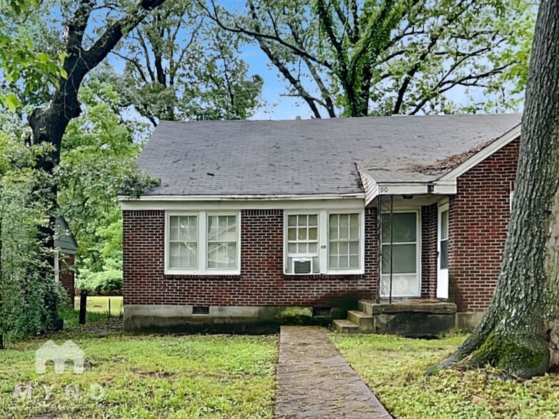 Primary Photo - 90 N Greer St