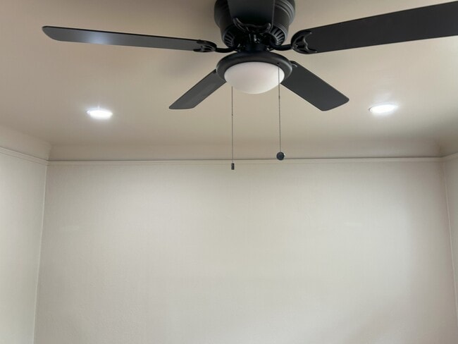 Living Room - 1533 Hauser Blvd