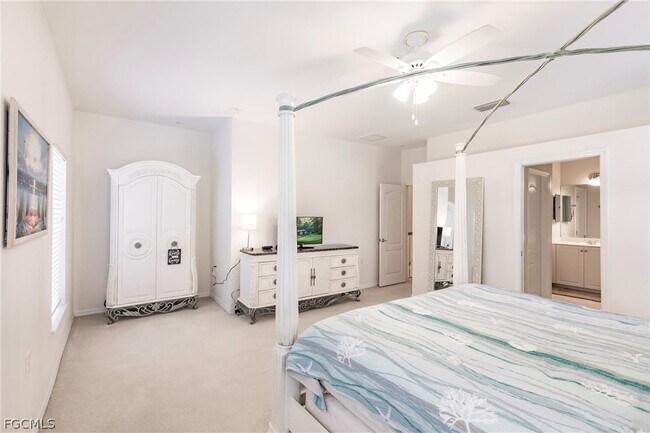 Building Photo - 3100 Cottonwood Bend