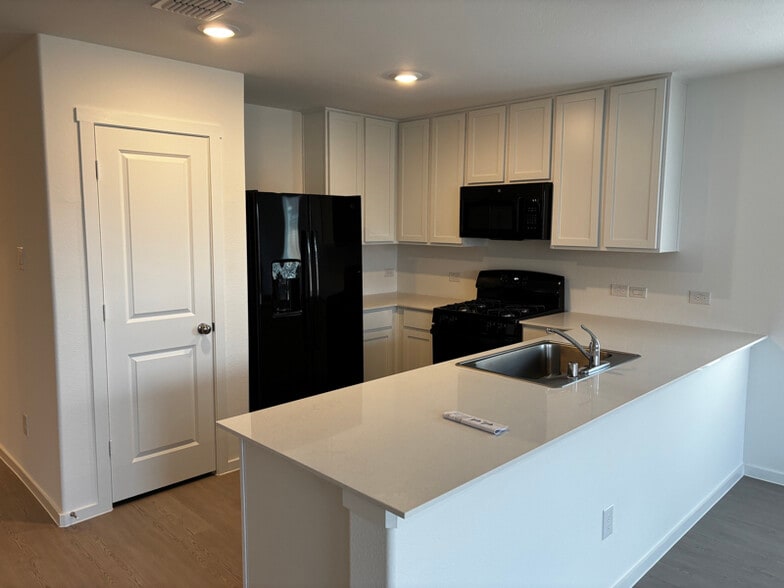 Building Photo - 11730 Hermosa Ln