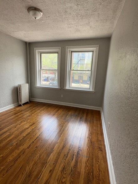 Building Photo - 684 Summer Ave