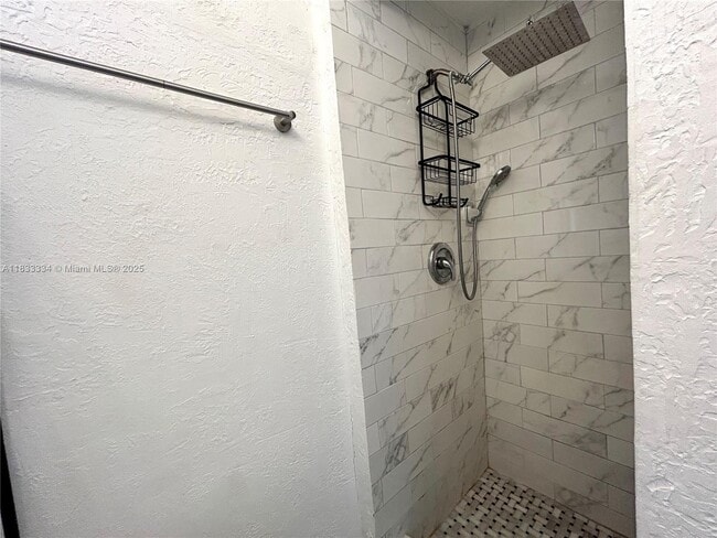 Building Photo - 601 NW 90th St