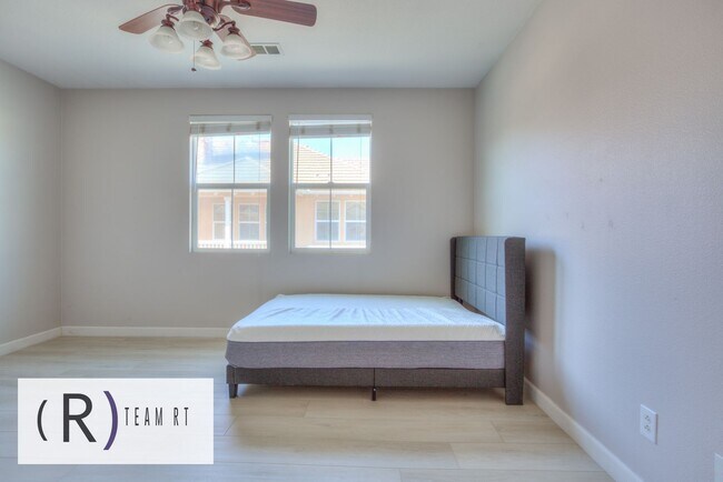 Building Photo - A Stunning Two-Story 2 Bed 2 Bath Home nea...