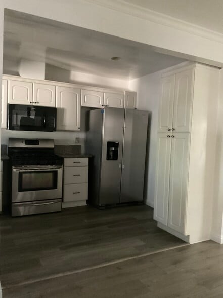 Kitchen - 7033 Ramsgate Pl