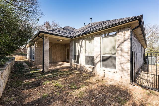 Building Photo - 1505 Valley Creek Rd
