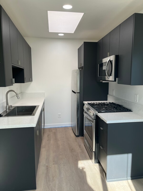 Building Photo - 4732 Bancroft St