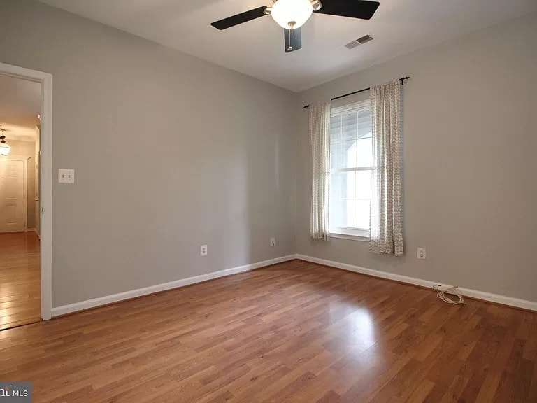 Bedroom #1 - 46602 Ellicott Sq