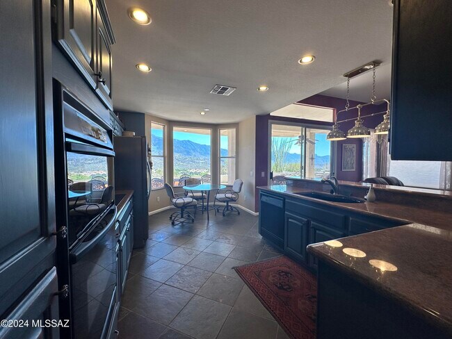 Building Photo - 65091 E Diamond Ridge Ct