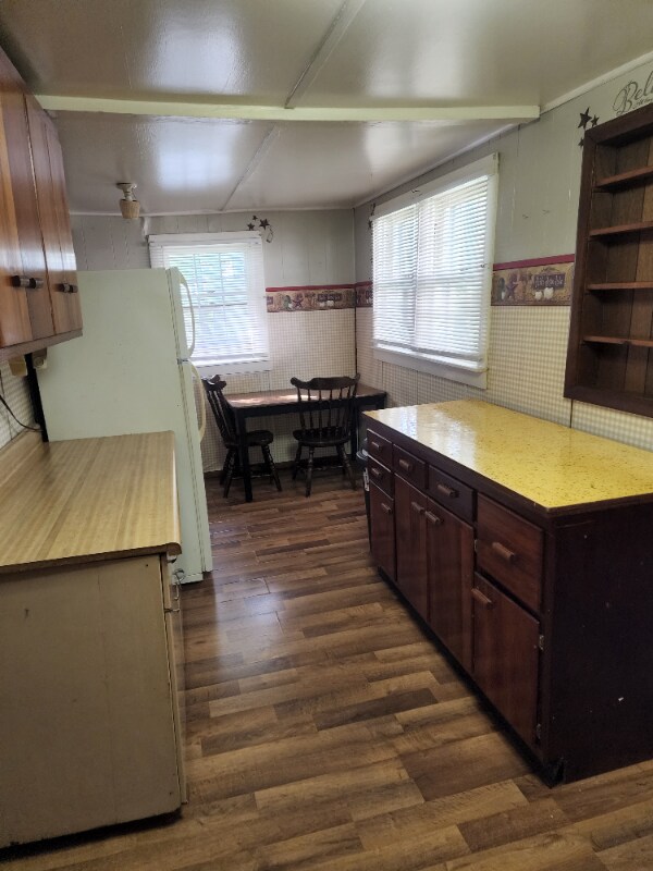 Building Photo - 504 S Martin St