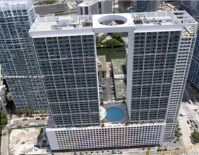 Building Photo - 500 Brickell Ave