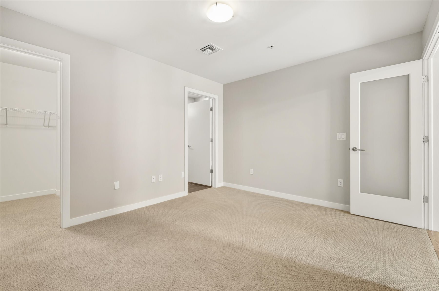 Secondary Primary Suite - 410 Acoma St