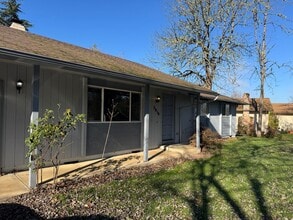 Building Photo - thaa01