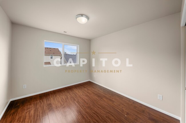 Building Photo - 5800 Balustrade Blvd SE