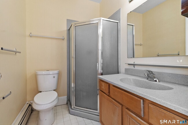 Building Photo - 1955 Chapel St