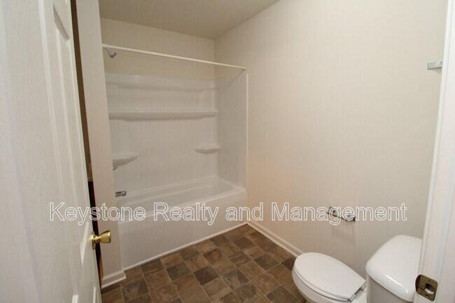 Building Photo - 531 Peachers Ridge Rd