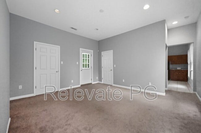 Building Photo - 1801 4th Ave