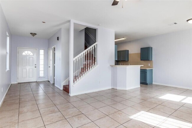Building Photo - 6427 Waldron Dr