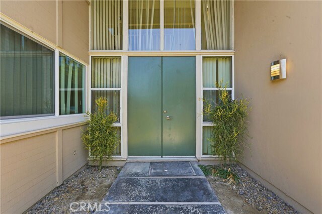 Building Photo - 4120 Del Mar Ave