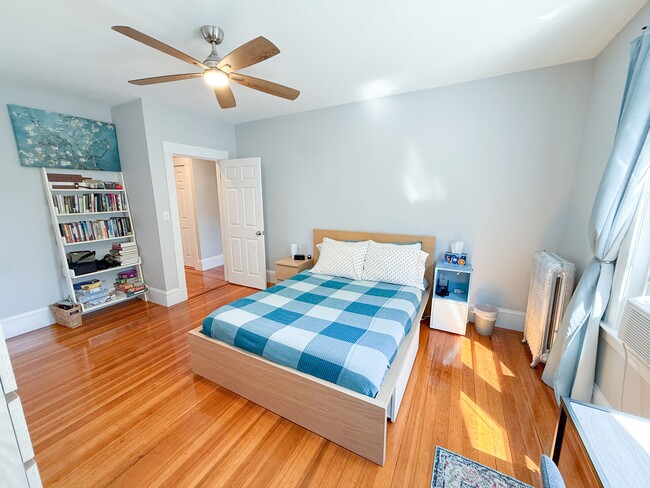 Building Photo - 410 S Huntington Ave