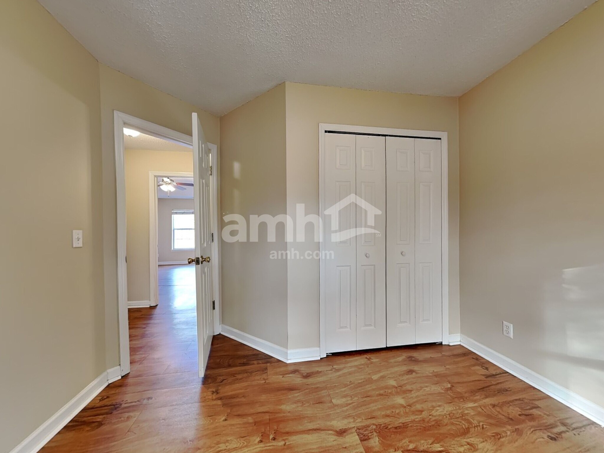 Building Photo - 3 Mallorys Ct