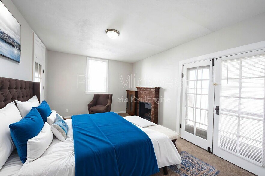 Building Photo - 411 S East St