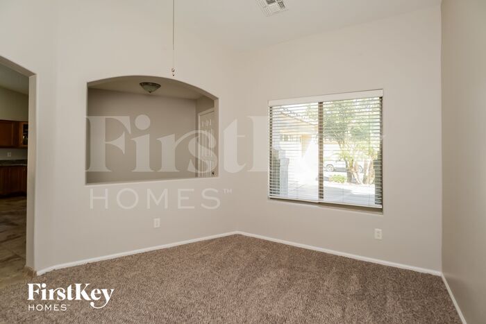 Building Photo - 1263 W Busa Dr