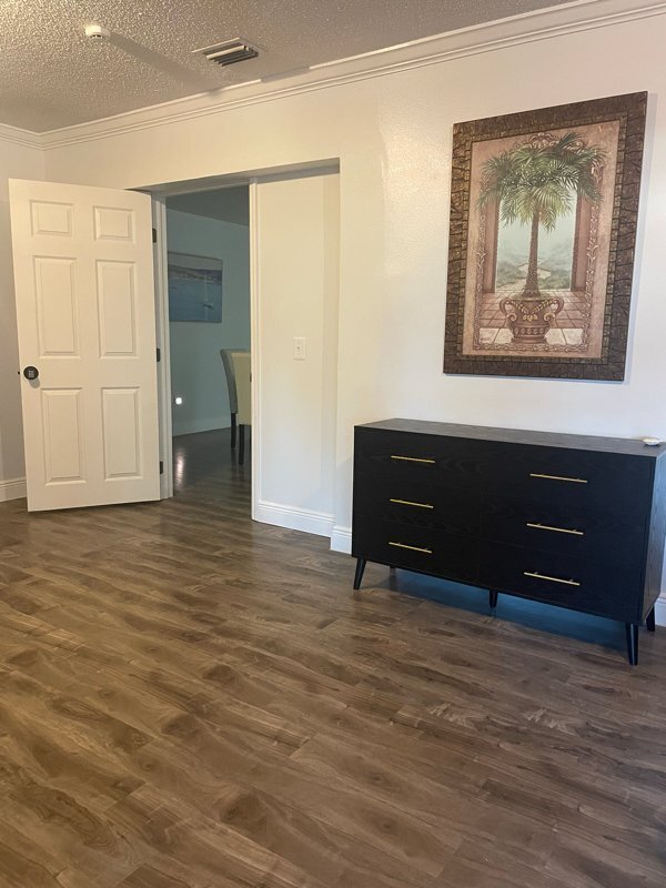 Building Photo - 3115 Marshall Dr