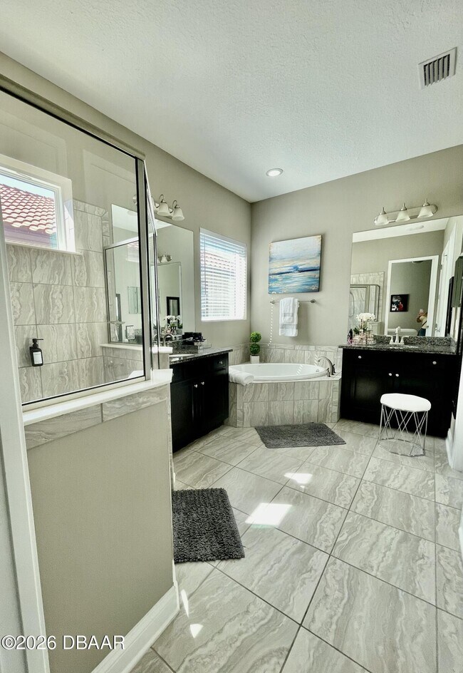 Building Photo - 71 Pienza Ave