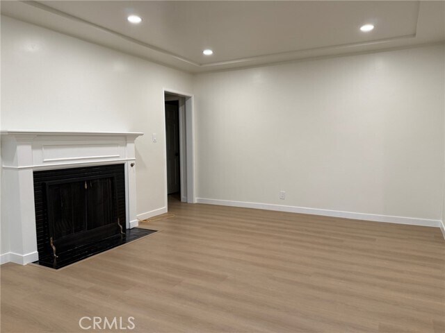 Building Photo - 5912 Carpenter Ave