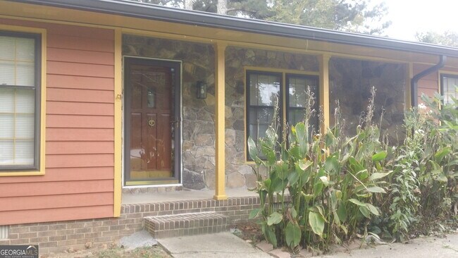 Building Photo - 6451 Edenfield Dr