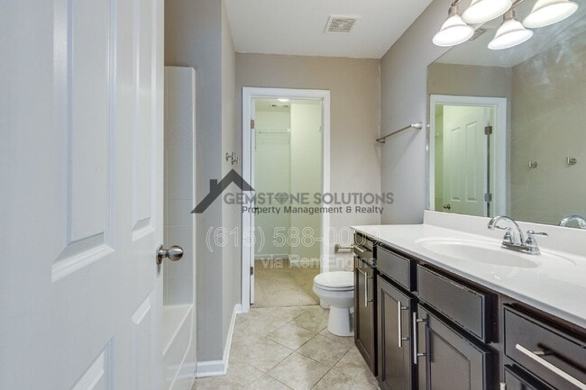 Building Photo - 6007 Dupont Cove Dr