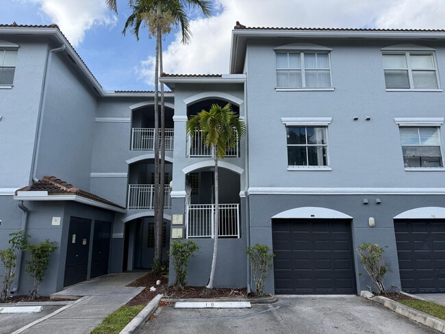 Building Photo - 9645 NW 1st Ct