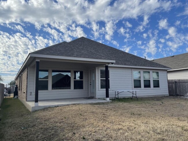 Building Photo - 113 Concho Creek Loop