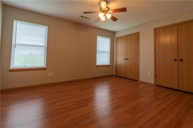 Building Photo - 905 Meghan Ct