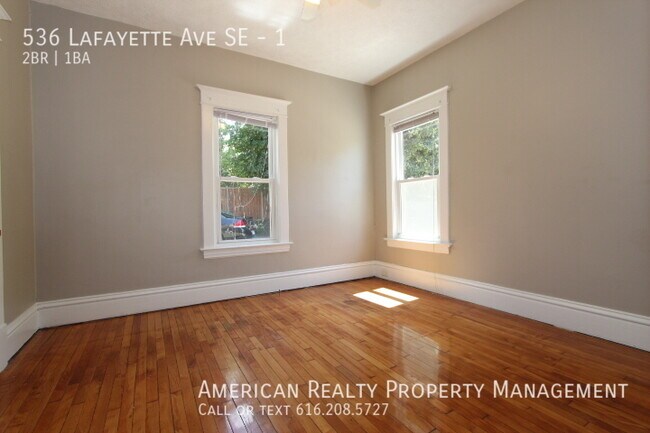 Building Photo - 536 Lafayette Ave SE