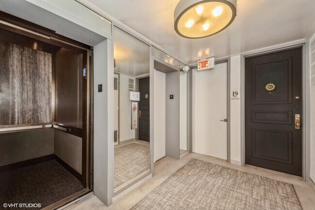 Building Photo - 1110 N Lake Shore Dr