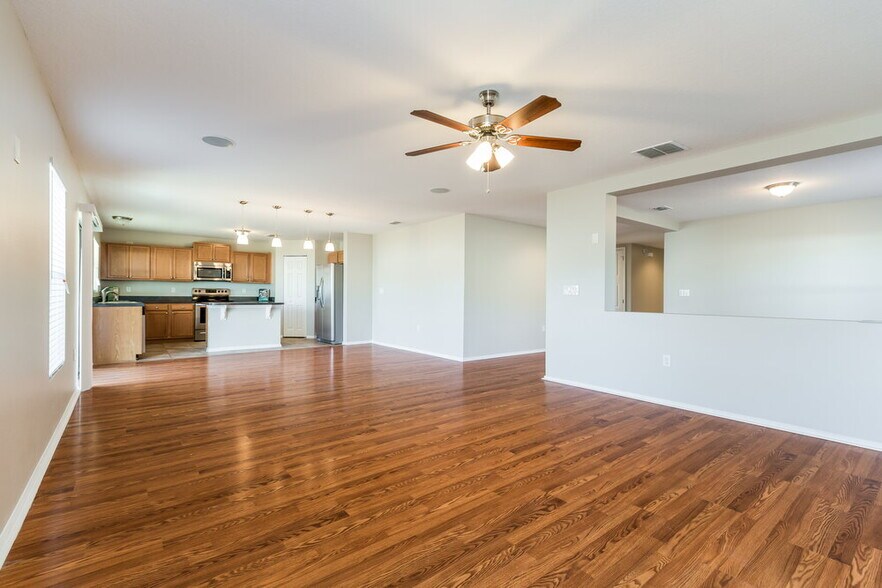 Building Photo - 2735 Breezy Meadow Rd