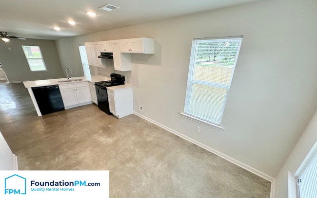 Building Photo - 309 Westree St