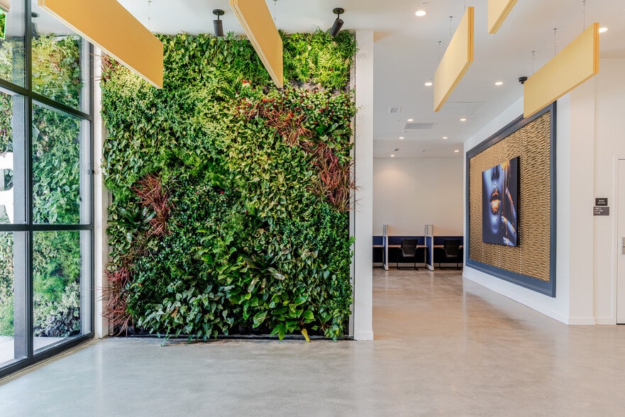 Building Photo - 2077 Haste St