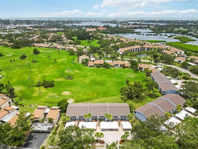 Building Photo - 880 Bird Bay Dr W