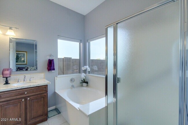 Building Photo - 10474 E Morning Star Dr