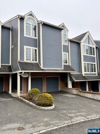 Building Photo - 231 Cambridge Dr