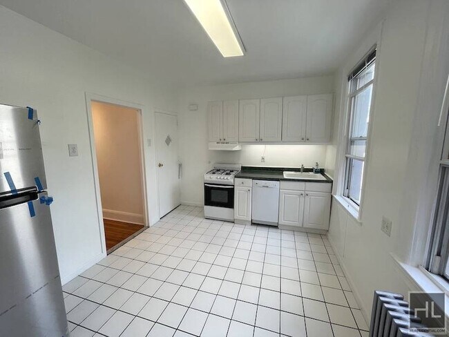 Building Photo - 25 ROAD